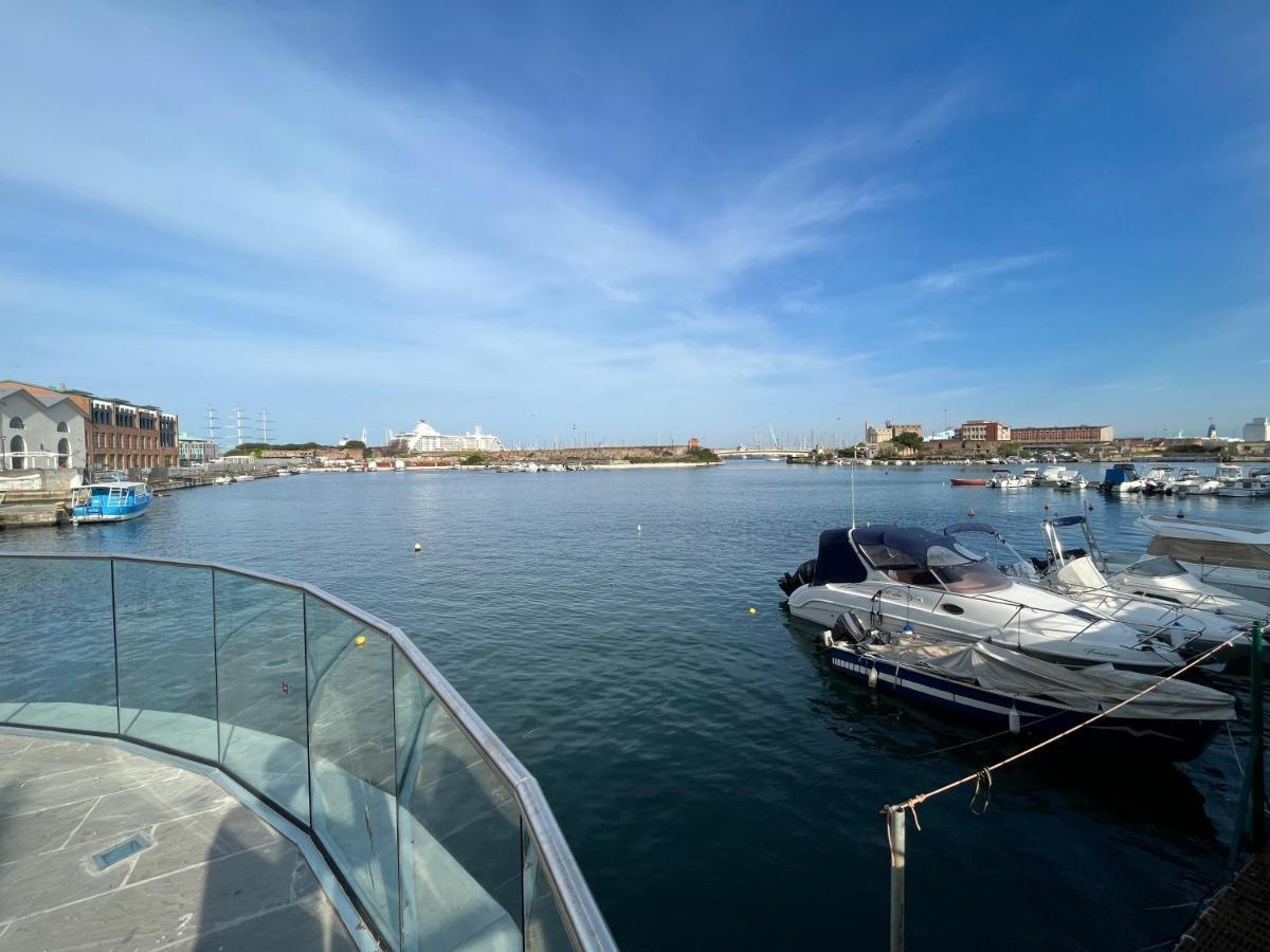 Kasia Porta Sul Mare Di Livorno Free Parking Exteriör bild